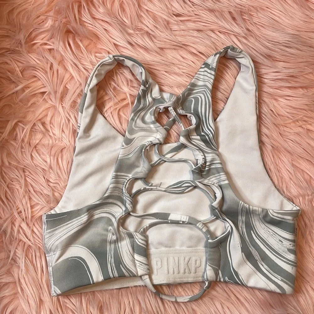 PINK Victoria’s Secret Ultimate‎ Gray & White Sports Bra Size XS